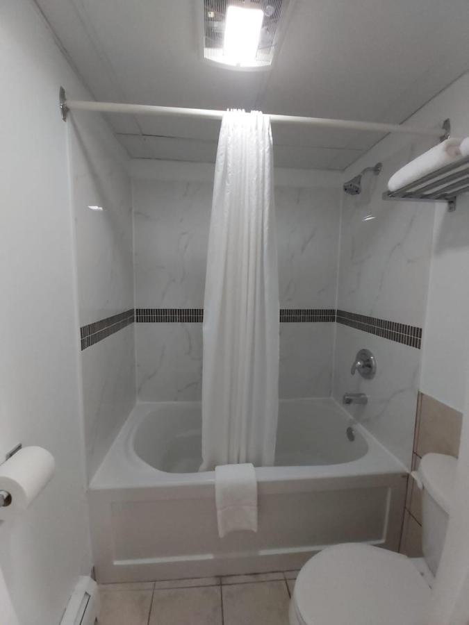 Arnprior Motor Inn Ngoại thất bức ảnh