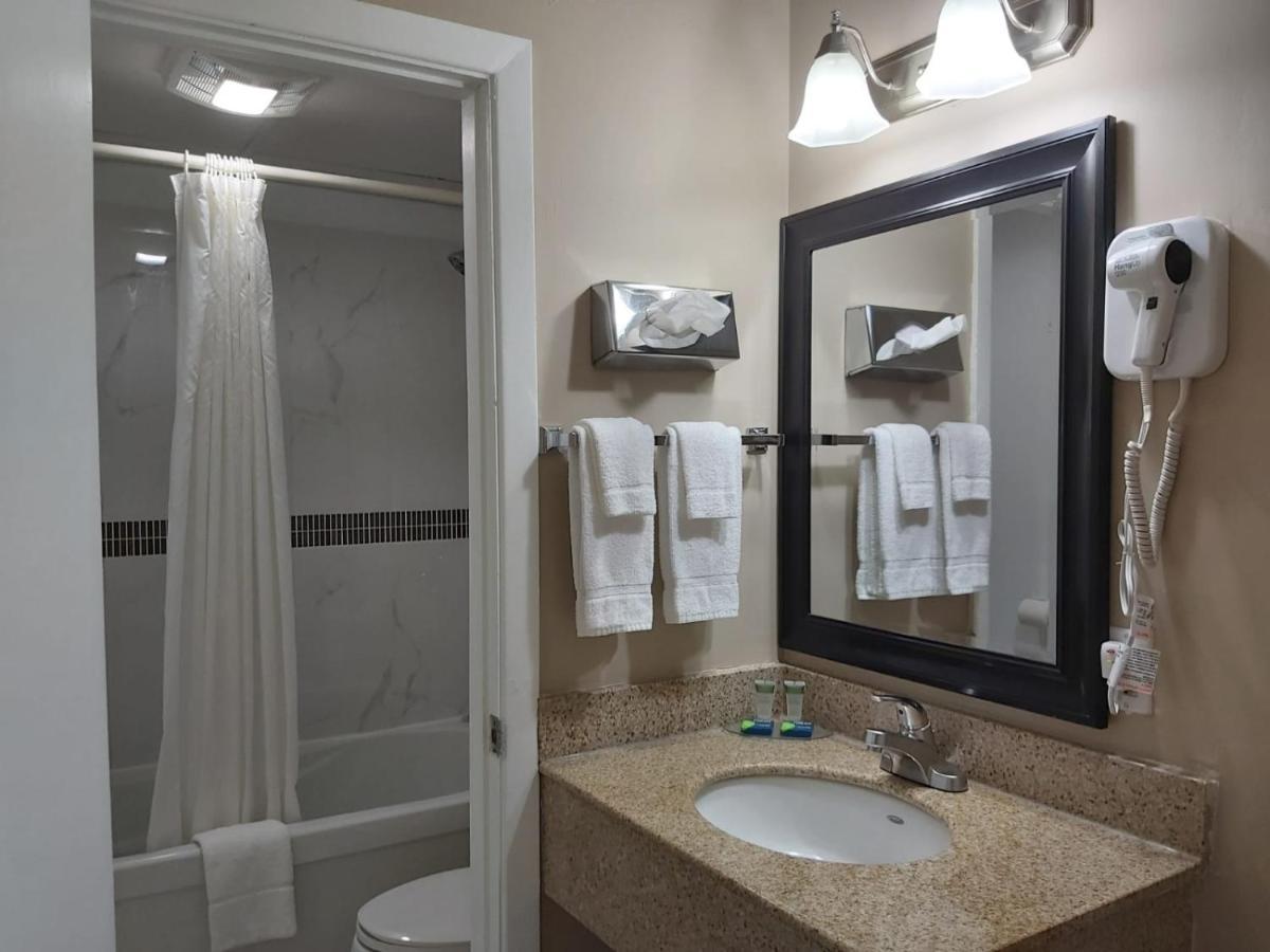 Arnprior Motor Inn Ngoại thất bức ảnh