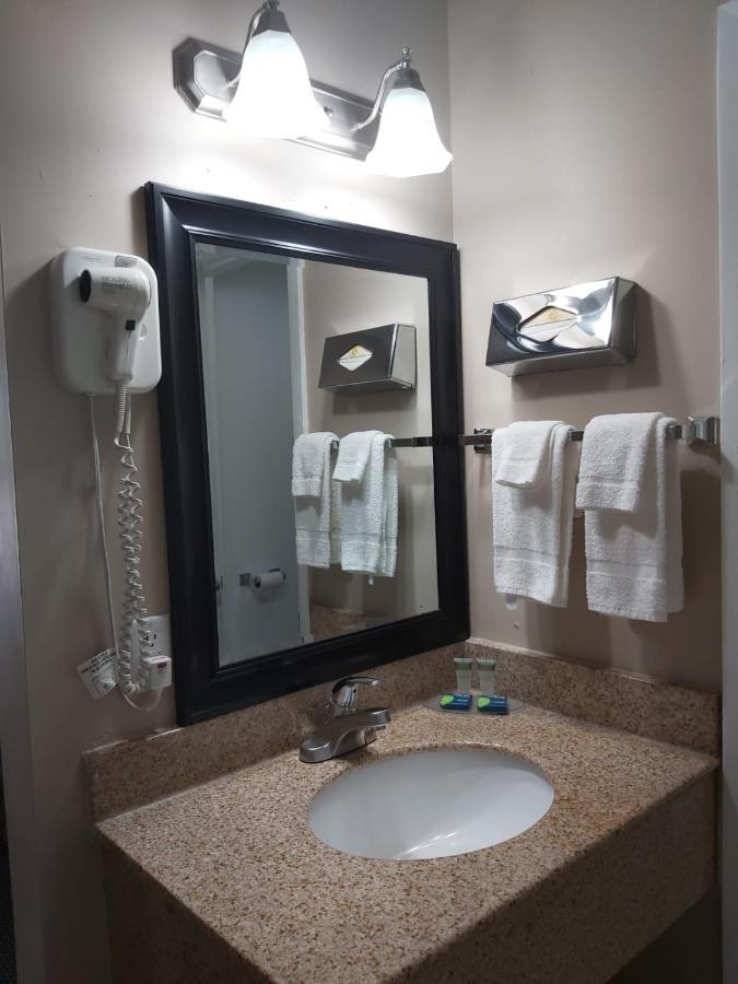 Arnprior Motor Inn Ngoại thất bức ảnh