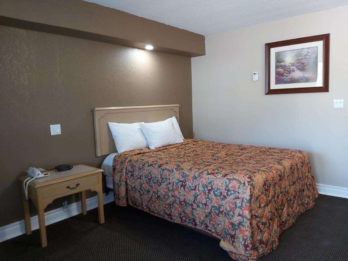Arnprior Motor Inn Ngoại thất bức ảnh
