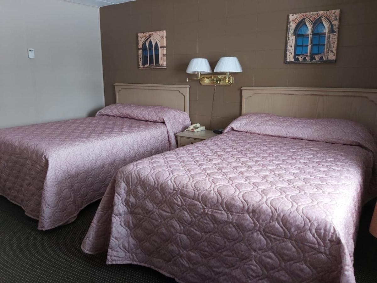 Arnprior Motor Inn Ngoại thất bức ảnh