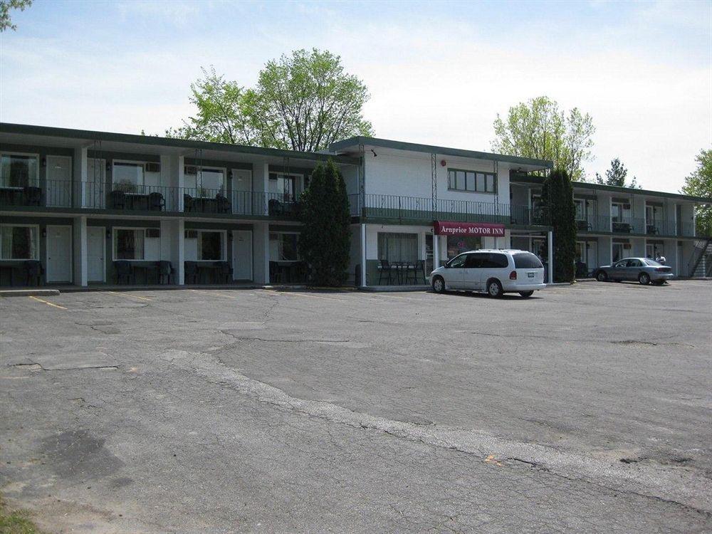 Arnprior Motor Inn Ngoại thất bức ảnh