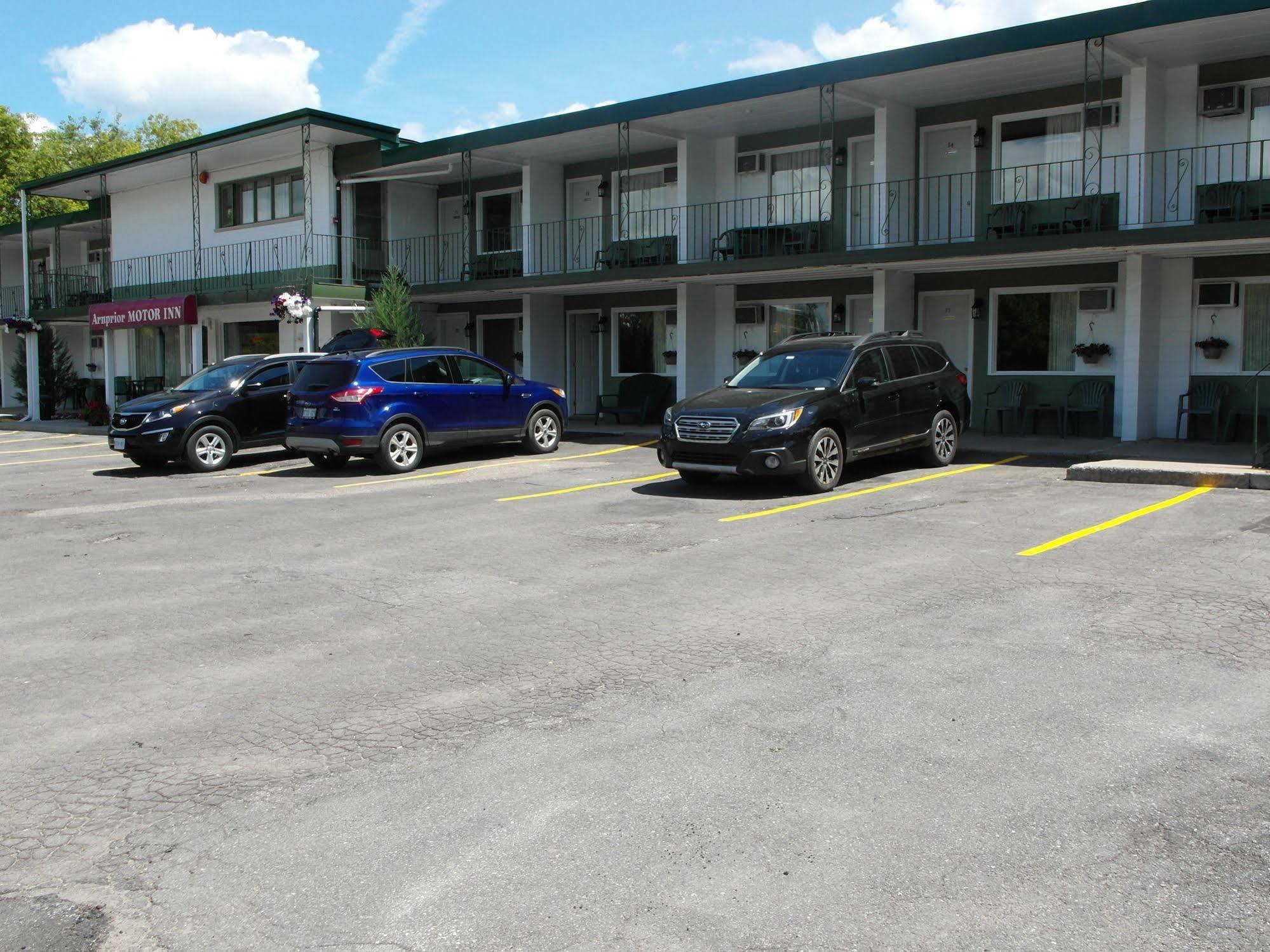 Arnprior Motor Inn Ngoại thất bức ảnh